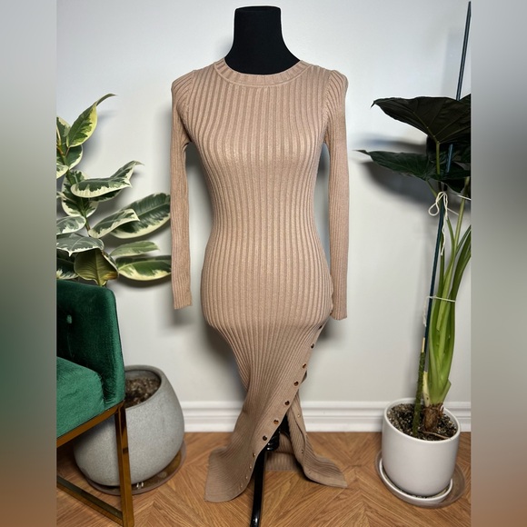 Room Service, Long Ribbed Buttoned Dress with Sleeves, Tan/Brown/Rose Gold, Med - Picture 7 of 10